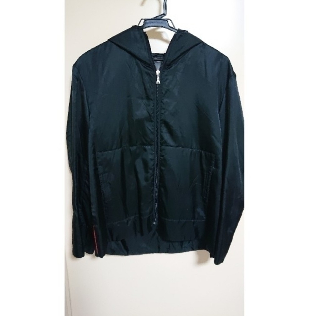 PRADA(プラダ)のPRADA フード付き中綿ジャケット レディースのジャケット/アウター(ダウンジャケット)の商品写真