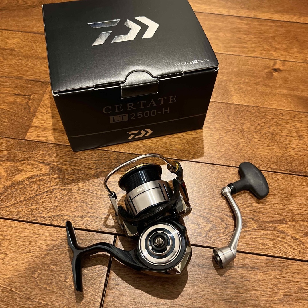 釣り用スピニングリール ダイワ(DAIWA) スピニングリール 19 セルテート LT2500-H (2019モデル) リール