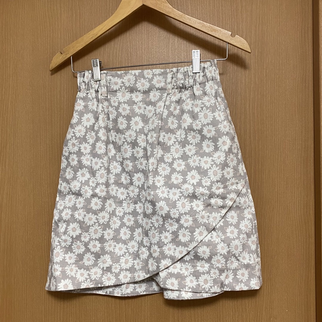 Crisp(クリスプ)のflower tulip skirt  #ck2012 レディースのスカート(ひざ丈スカート)の商品写真