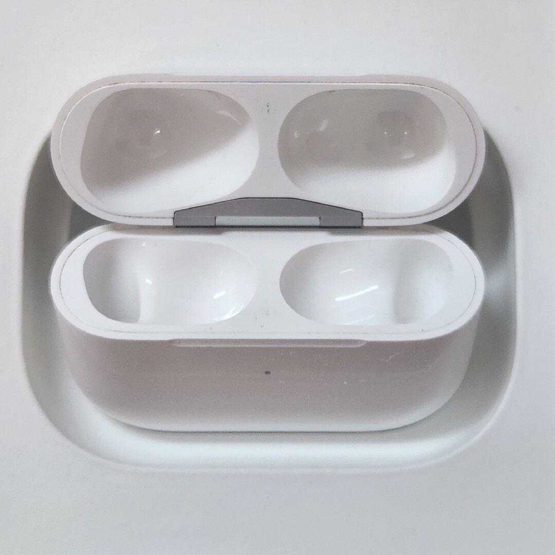 【Apple正規品】美品　AirPods Pro第1世代　充電ケース　第一世代