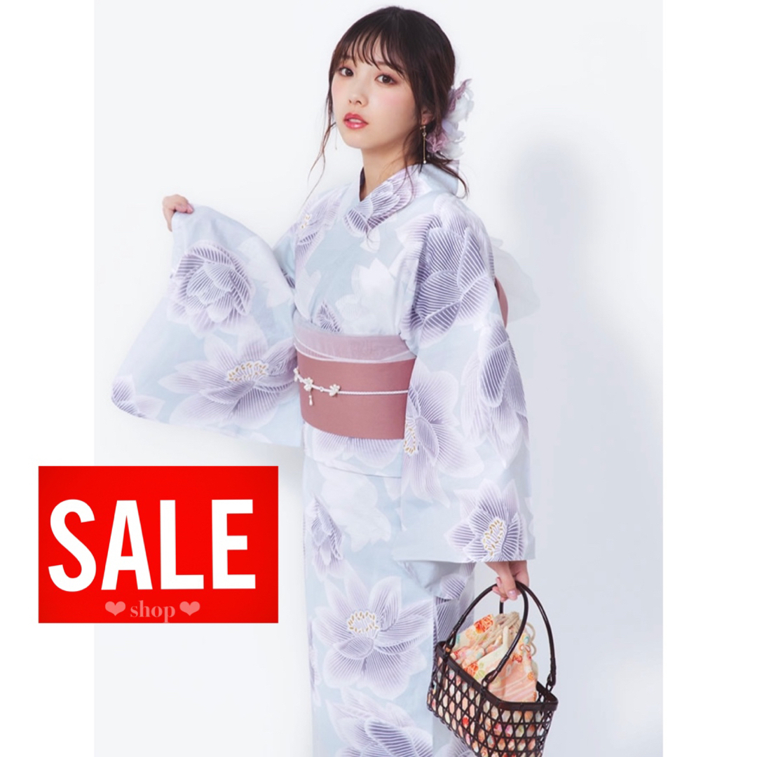 GRL(グレイル)の値下げ♡GRL 蓮の花柄浴衣 帯 セット フラワー 新作 夏 祭り 花火SALE レディースの水着/浴衣(浴衣)の商品写真