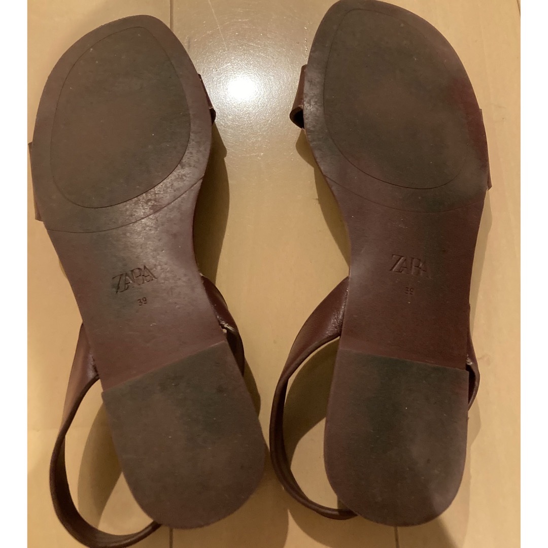 ZARA(ザラ)のフラット　サンダル　ZARA ザラ レディースの靴/シューズ(サンダル)の商品写真