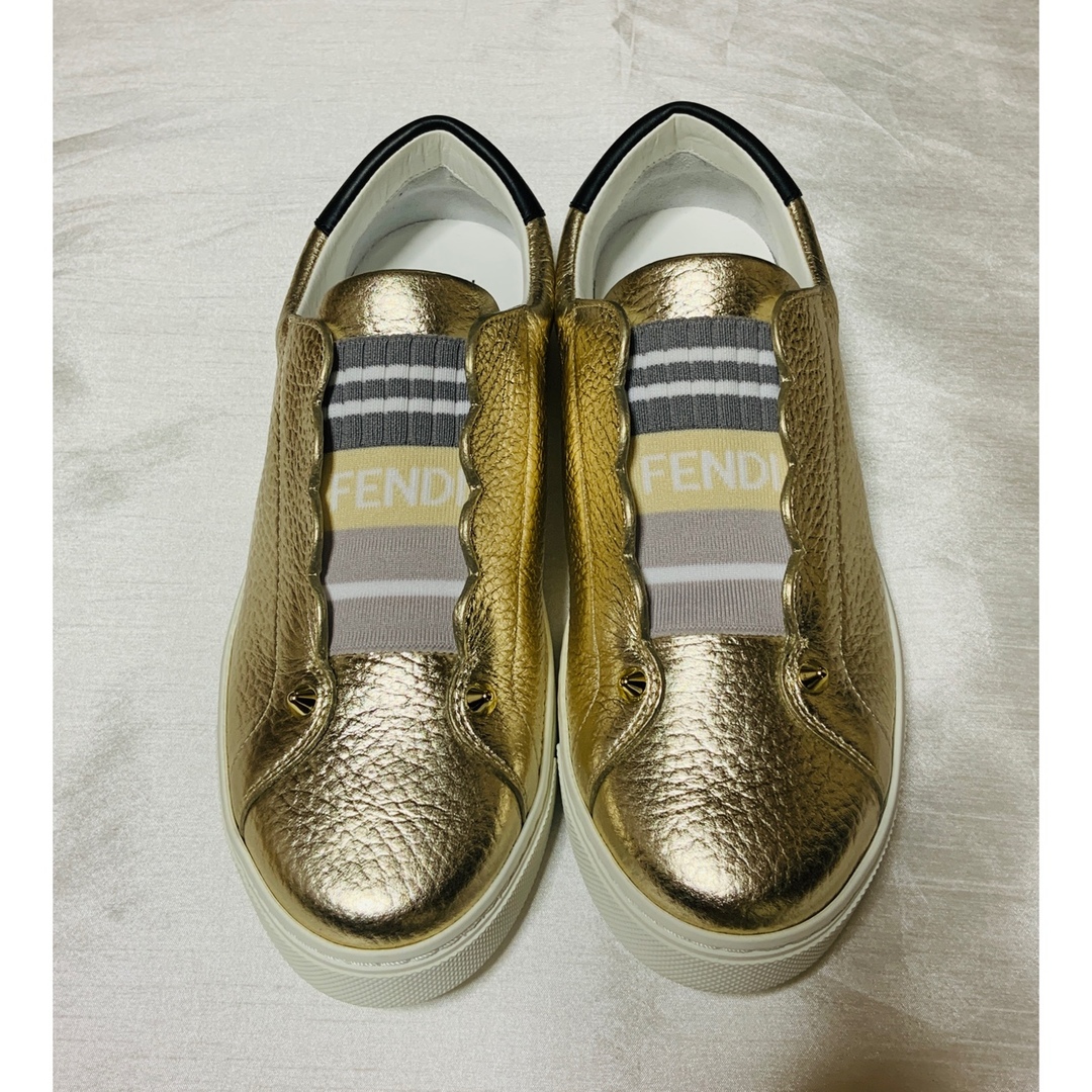 Fendi 新品未使用 スニーカー スリッポン メタリックゴールド-