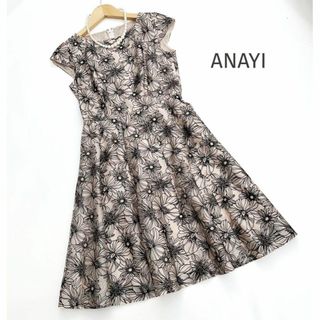 ANAYI - アナイ*フロッキー刺繍ワンピース 花柄 フラワー フレア 膝丈