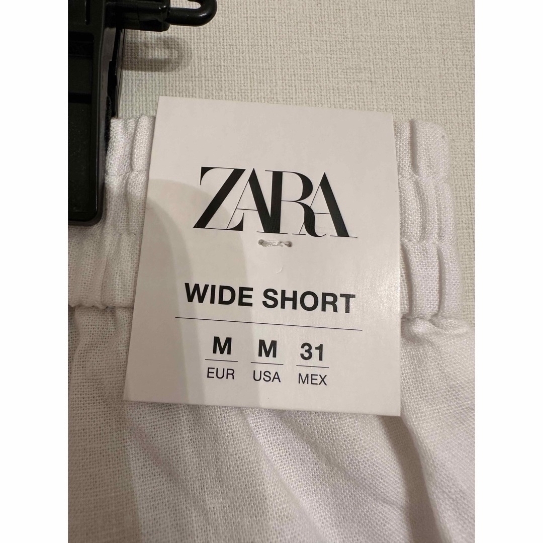 ZARA(ザラ)の【翌日発送】出品8/31までZARA リネンワイドショートパンツ　M 新品未使用 メンズのパンツ(ショートパンツ)の商品写真