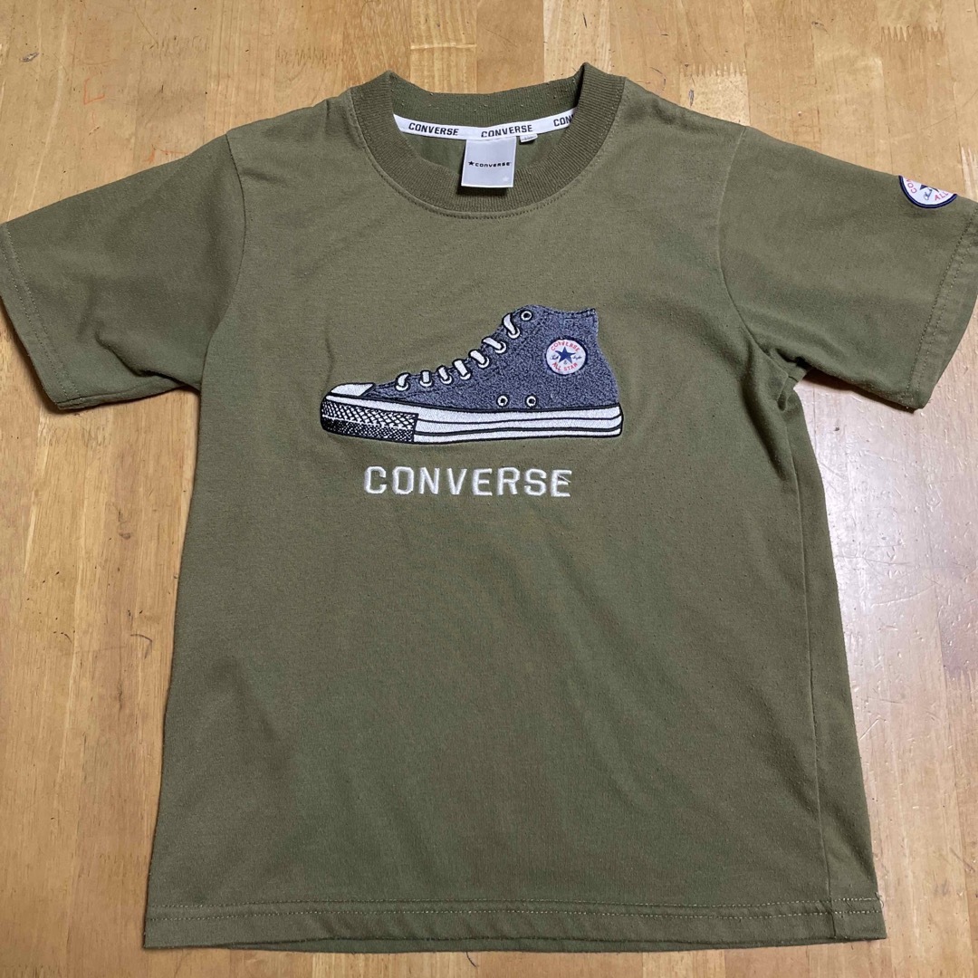 CONVERSE(コンバース)の130センチ　converse 半そでTシャツ キッズ/ベビー/マタニティのキッズ服男の子用(90cm~)(Tシャツ/カットソー)の商品写真