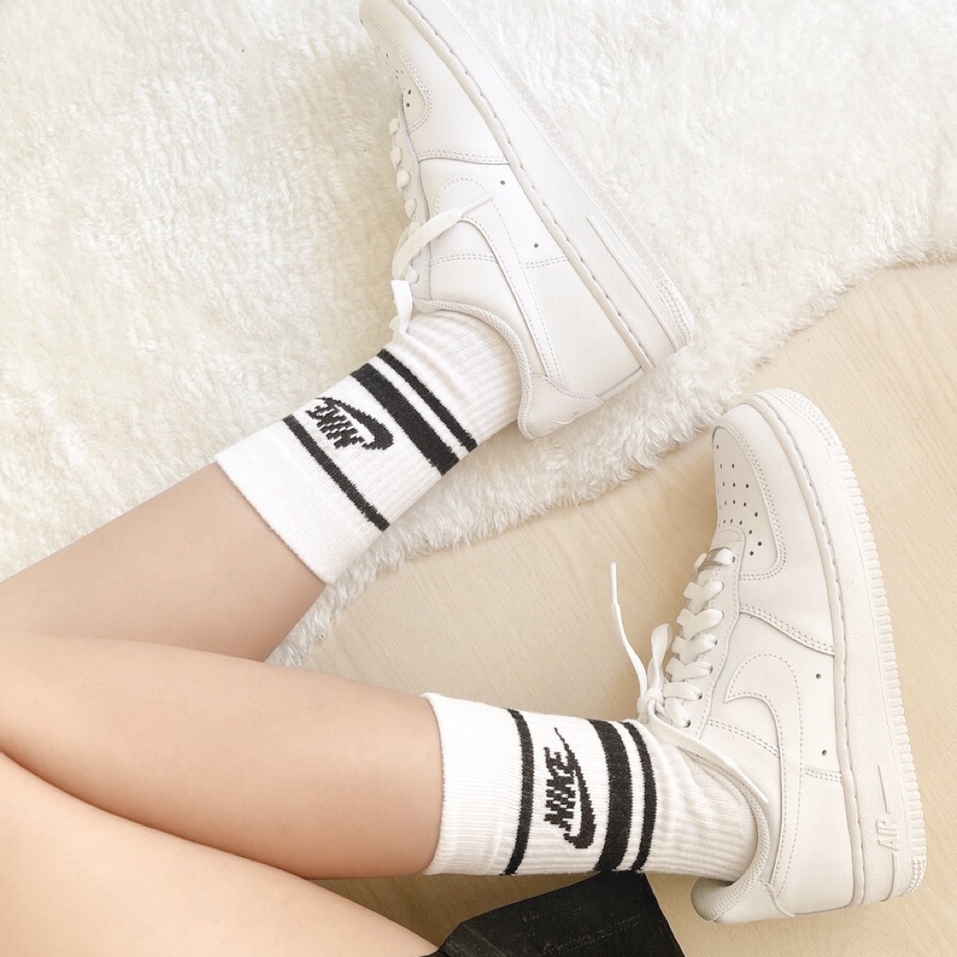 NIKE(ナイキ)の【新品】NIK NSW ESSENTIAL STRIPE SOCKS  × 2 レディースのレッグウェア(ソックス)の商品写真