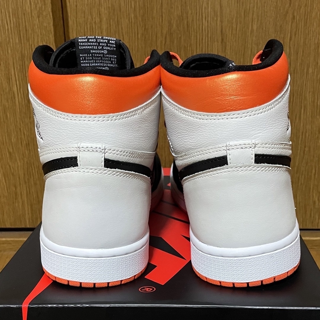 NIKE(ナイキ)の最終価格です。 Air Jordan 1 エレクトロオレンジ メンズの靴/シューズ(スニーカー)の商品写真