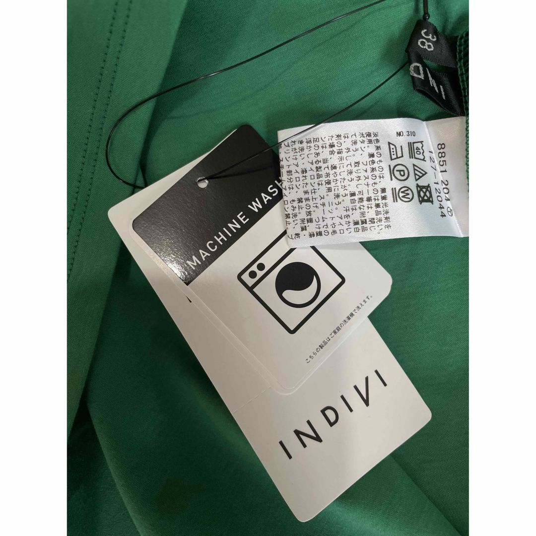 INDIVI(インディヴィ)のINDIVI 【洗える】バックフレアスムーストップス レディースのトップス(Tシャツ(半袖/袖なし))の商品写真