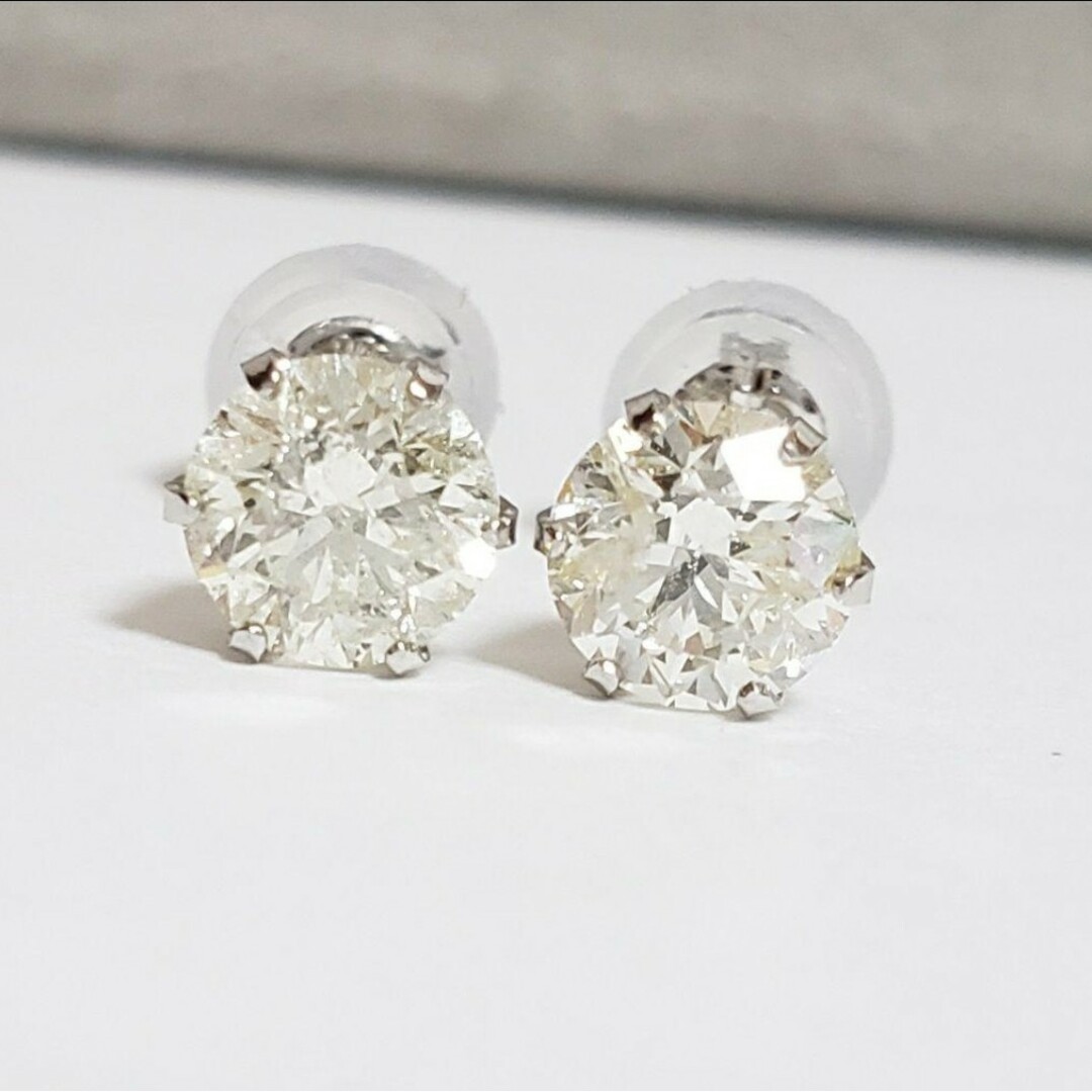 新品☆0.55ct/0.55ct☆PT 天然ダイヤモンド 大粒スタッドピアス