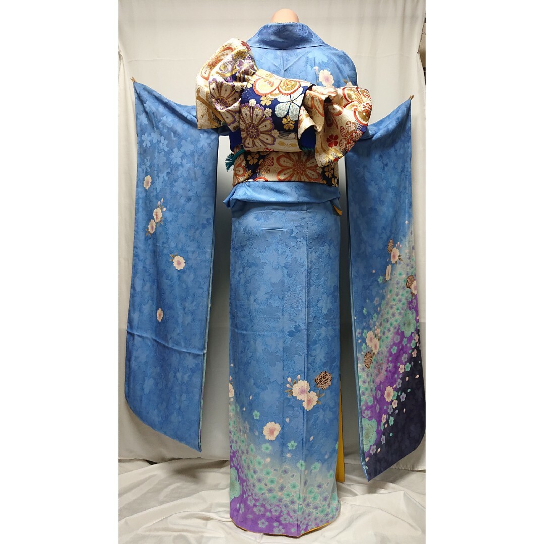 トールサイズ☆振袖7点セット《桜地紋入り・金彩駒刺繍舞桜文様》の