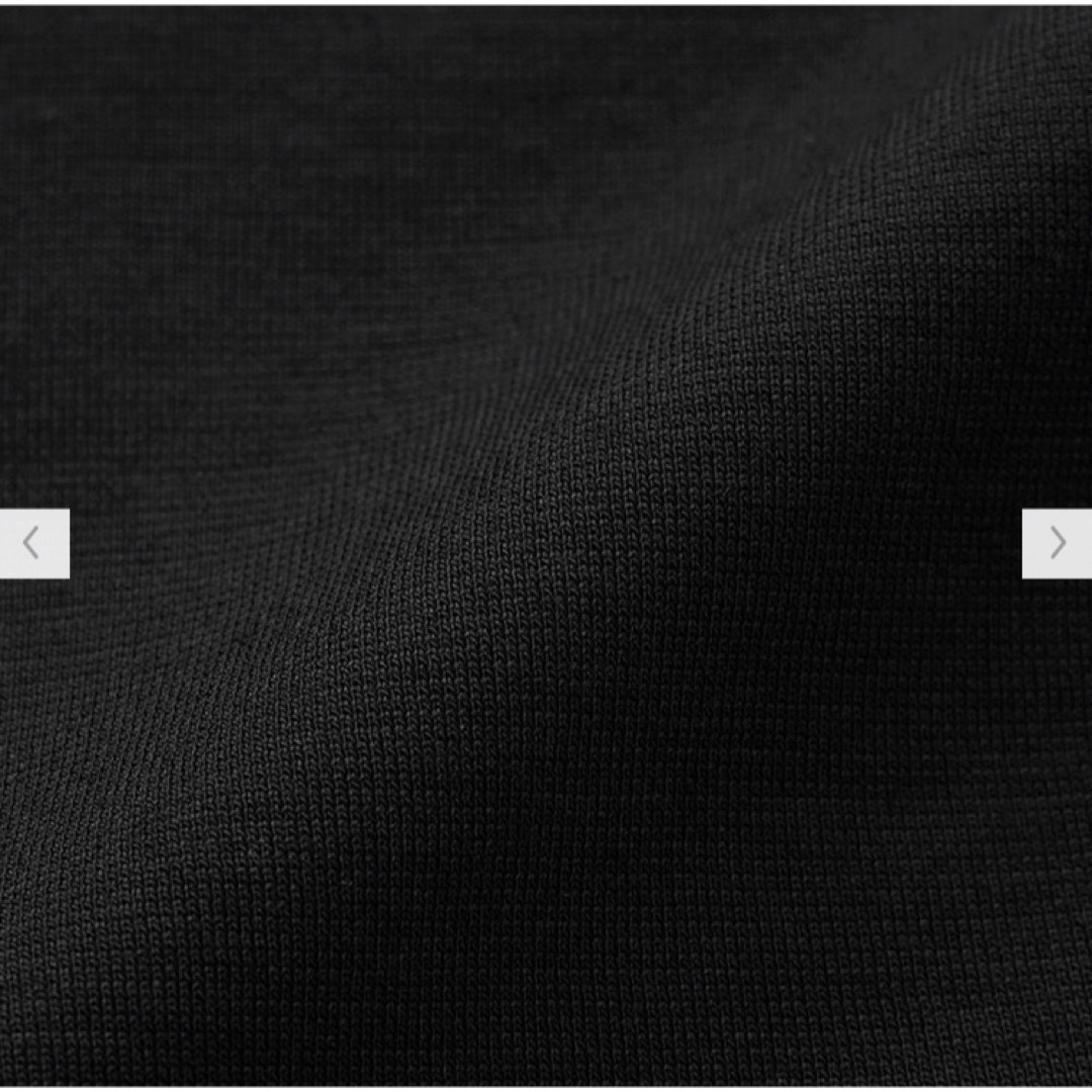 GU(ジーユー)のGU スタイルドライ2WAYクロップドT(半袖)(汗取り付き) L レディースの下着/アンダーウェア(アンダーシャツ/防寒インナー)の商品写真