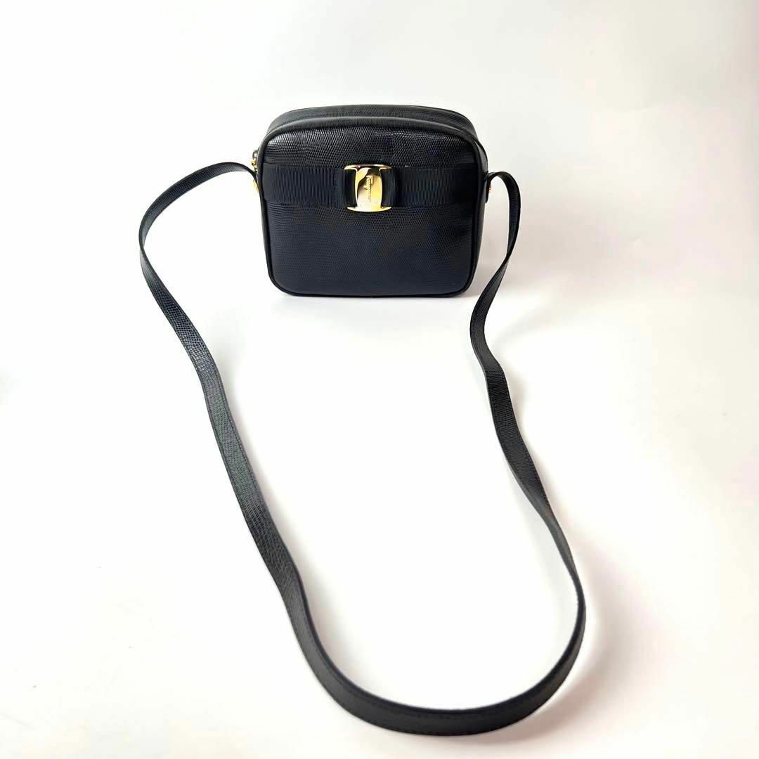 美品 フェラガモ Ferragamo ヴァラ ミニ ショルダーバッグ リザード