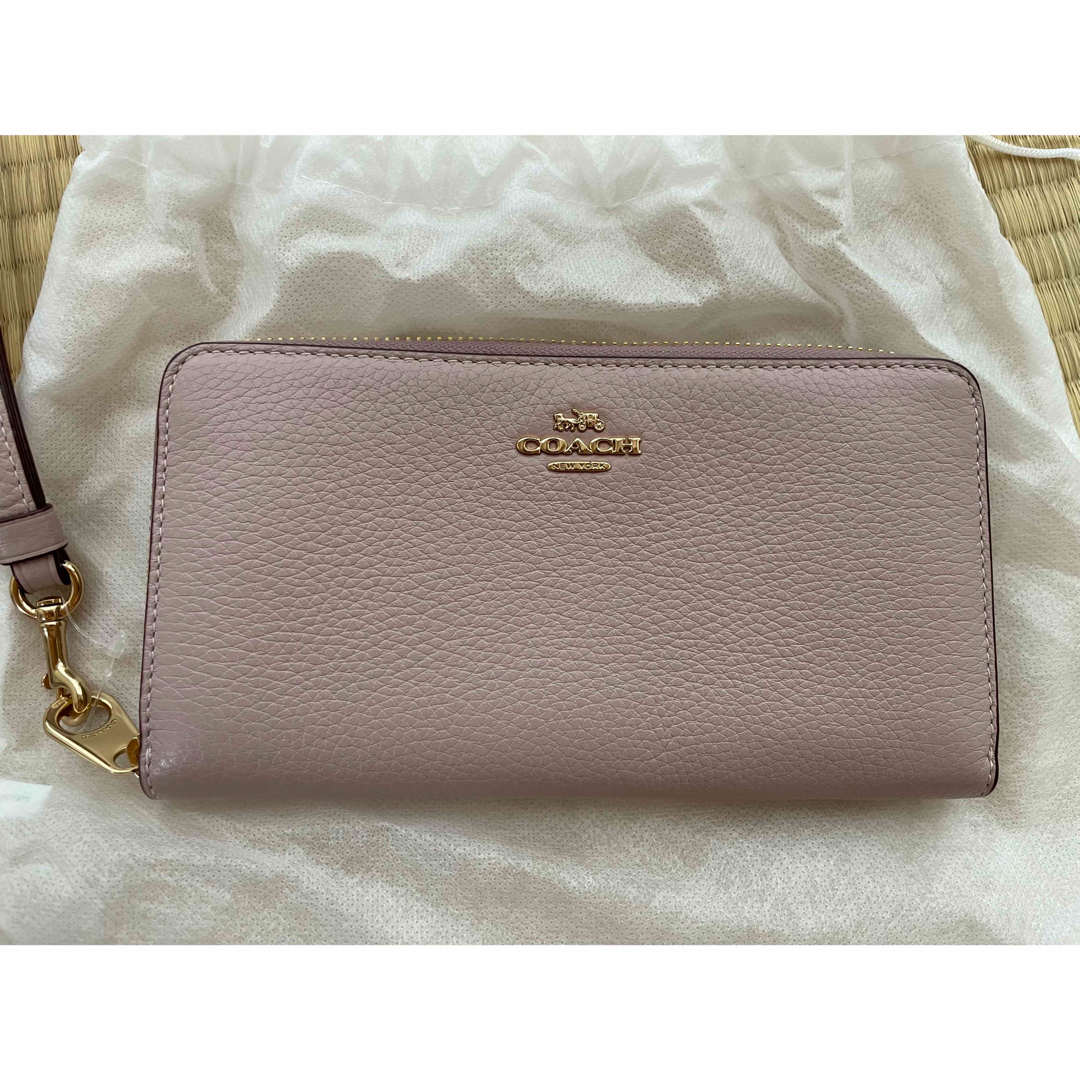 COACH(コーチ)の【新品】COACH レザー ジップ アラウンド ウォレット レディースのファッション小物(財布)の商品写真