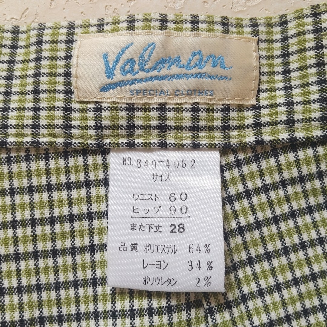 valonan バミューダパンツ (緑・紺色・チェック柄) レディースのパンツ(ハーフパンツ)の商品写真