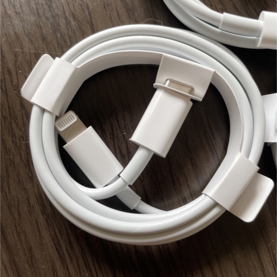 Apple 純正 充電器(品)セット 61W　ケーブル（未使用)セット