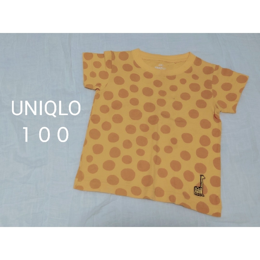 UNIQLO(ユニクロ)のUNIQLO １００ 半袖 キリン 水玉 Ｔシャツ ユニクロ ドット 男の子 キッズ/ベビー/マタニティのキッズ服男の子用(90cm~)(Tシャツ/カットソー)の商品写真