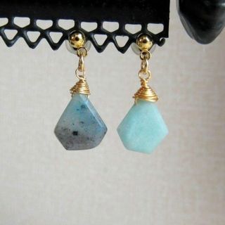 お値下げしました☆ハリックァ チャクラピアス K18