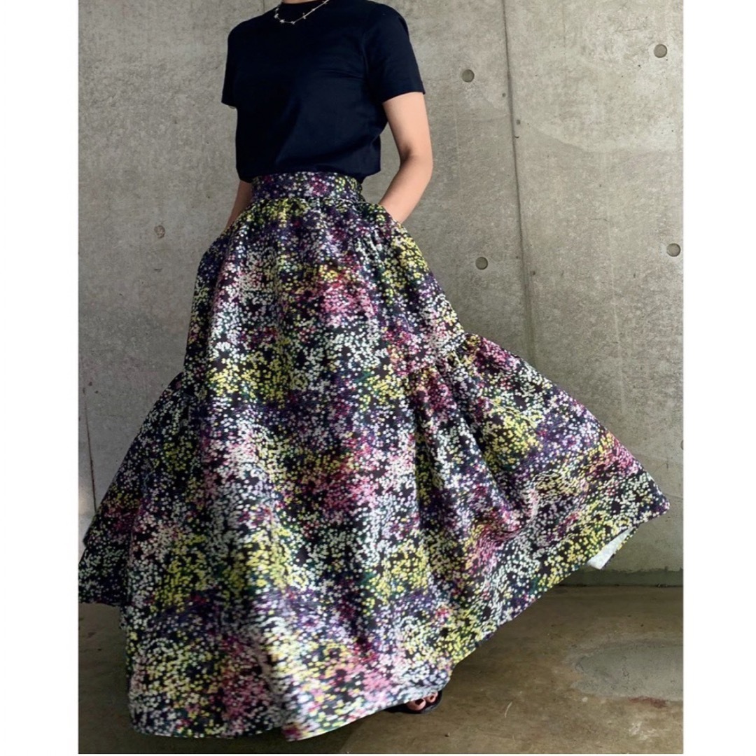 Drawer(ドゥロワー)のSHE Tokyo Michelle Flower 34 レディースのスカート(ロングスカート)の商品写真