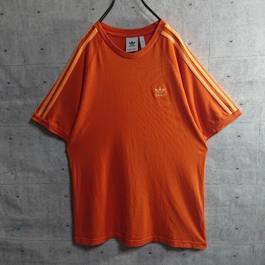 【adidas】大人気 トレフォイル 刺繍ロゴ 3本ライン Tシャツ 橙 M 【大人気】adidas☆Tシャツ M 刺繍ロゴ トレフォイル刺繍