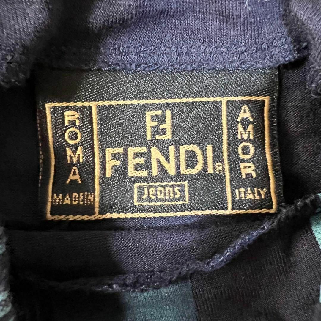 FENDI　お洒落　ハイネック　ロンT　トレーナー　ロゴ　長袖　トップス