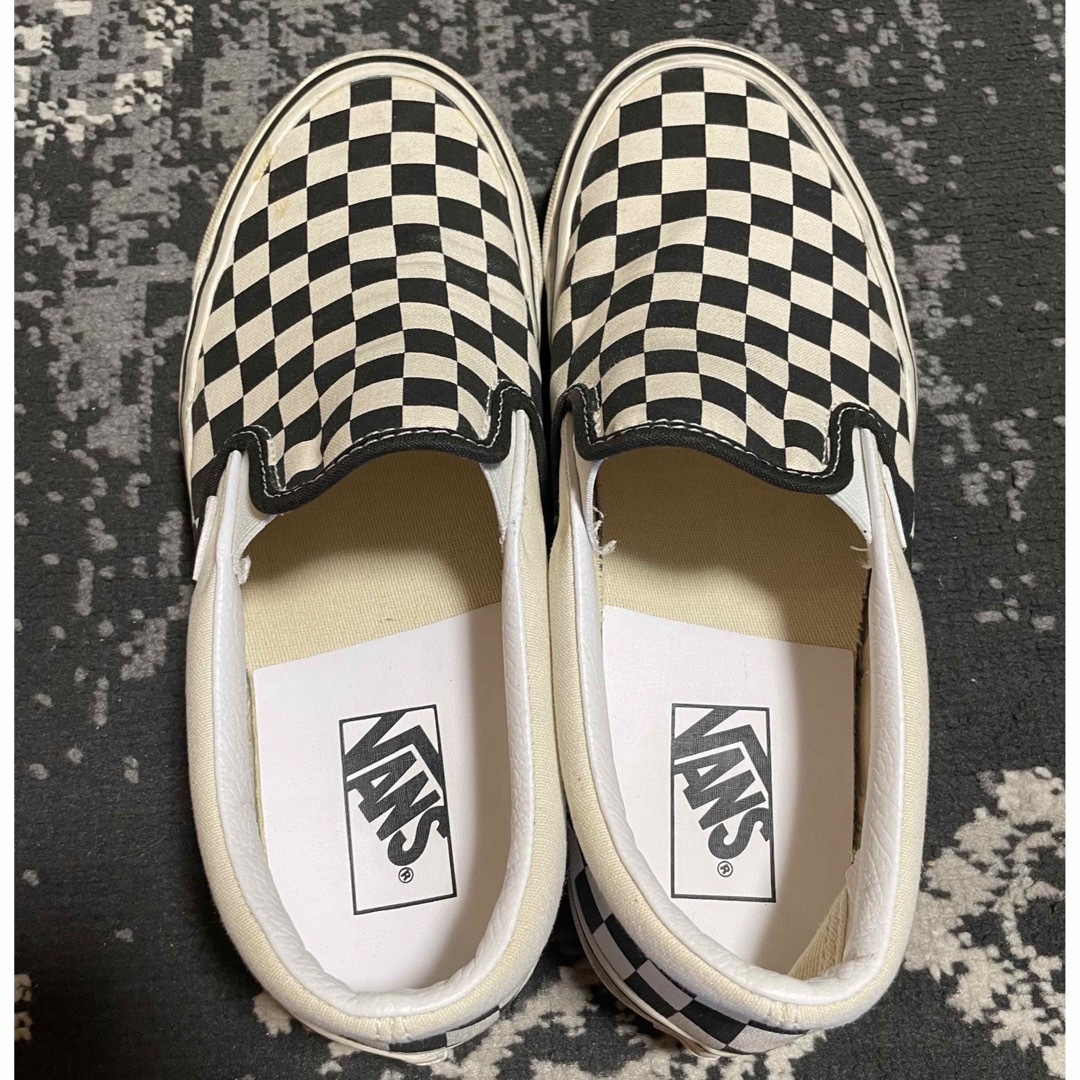 VANS 2