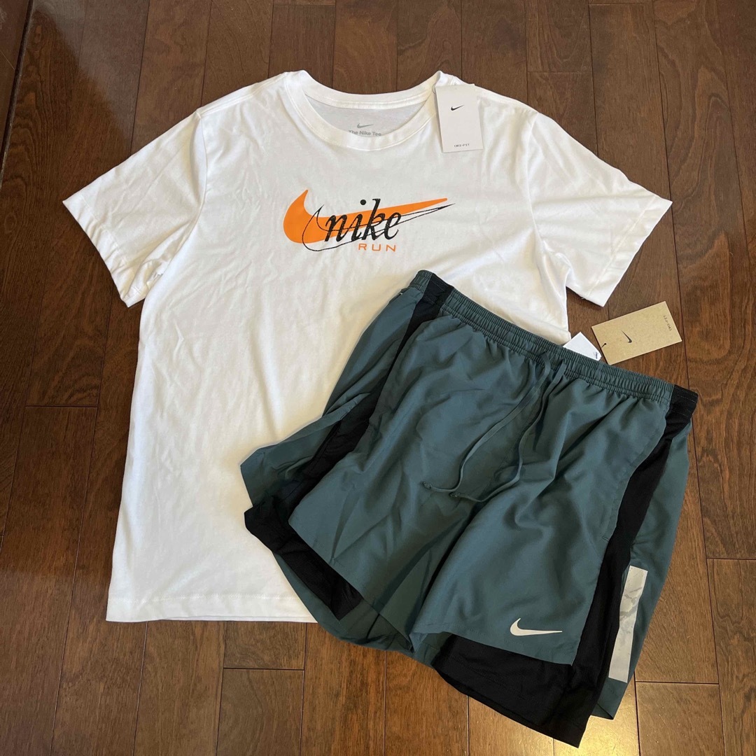 NIKE ランニング セットアップ 新品 Tシャツ XL     パンツ L