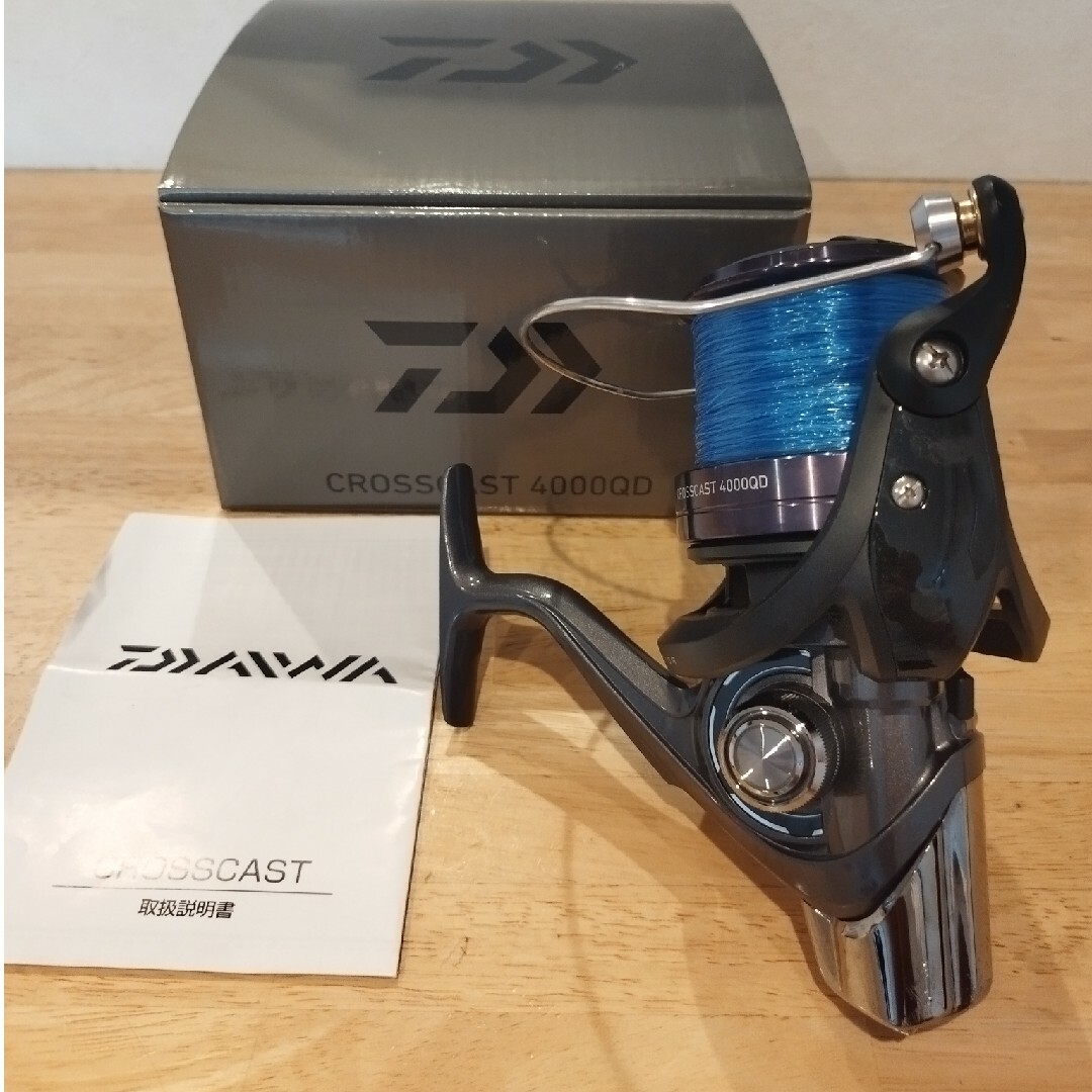 DAIWA(ダイワ)の① ダイワ クロスキャスト 4000QD スポーツ/アウトドアのフィッシング(リール)の商品写真