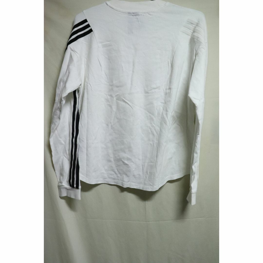 adidas(アディダス)のプロフ必読adidasホワイトロングTシャツ/スポーツ袖ラインブランド良品重宝M レディースのトップス(Tシャツ(長袖/七分))の商品写真