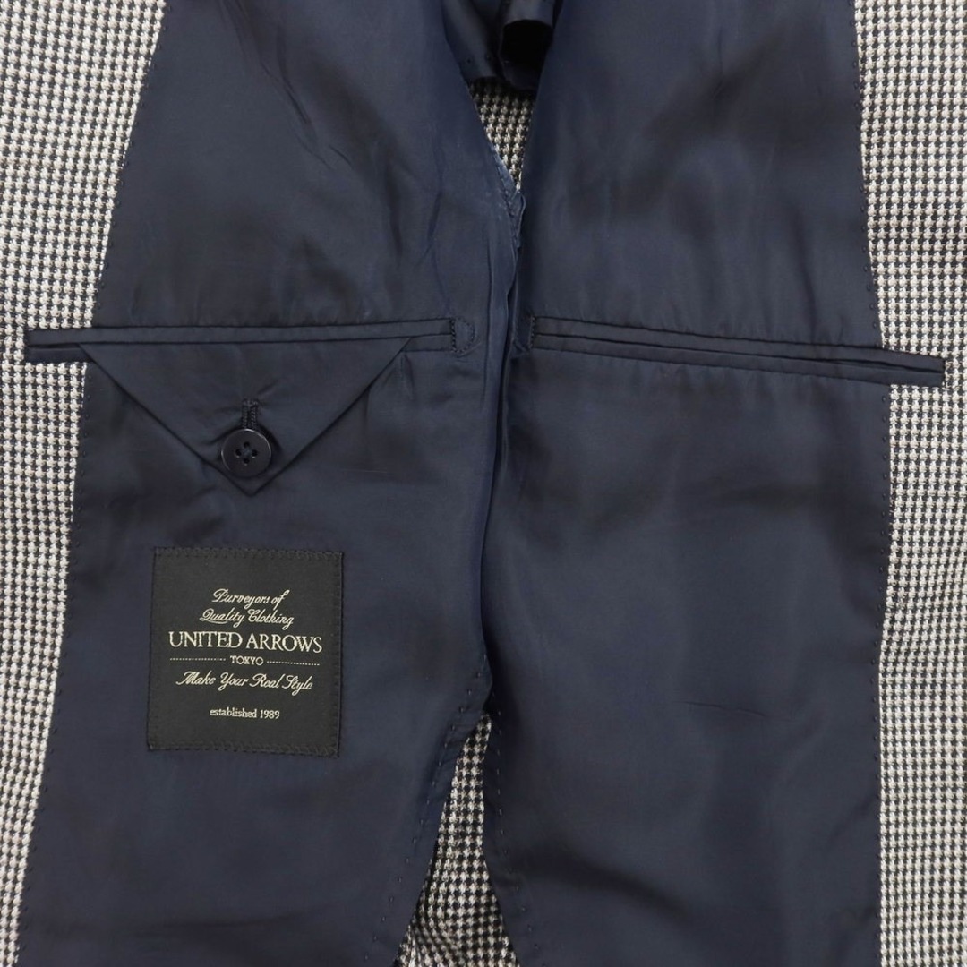 UNITED ARROWS(ユナイテッドアローズ)の【中古】ユナイテッドアローズ UNITED ARROWS シルクリネンウール 3B テーラードジャケット ネイビーxベージュ【サイズ48】【メンズ】 メンズのジャケット/アウター(テーラードジャケット)の商品写真