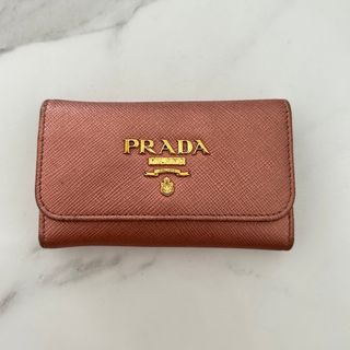 プラダ(PRADA)のプラダ　キーケース　PRADA  ローズゴールド　ピンク(キーケース)