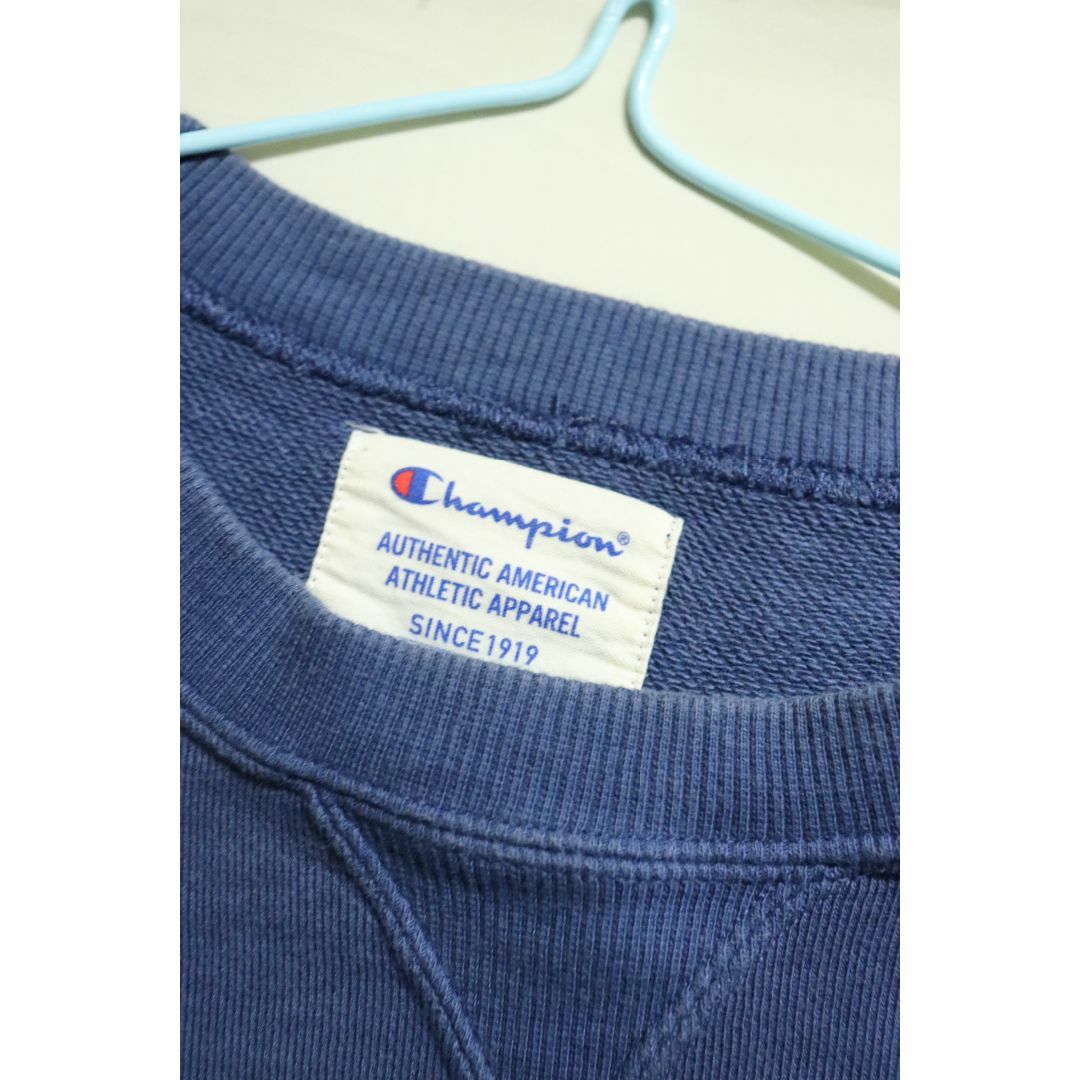 Champion(チャンピオン)の専用チャンピオン前Vスウェットシャツブルー/老舗ブランド高品質良品L レディースのトップス(トレーナー/スウェット)の商品写真