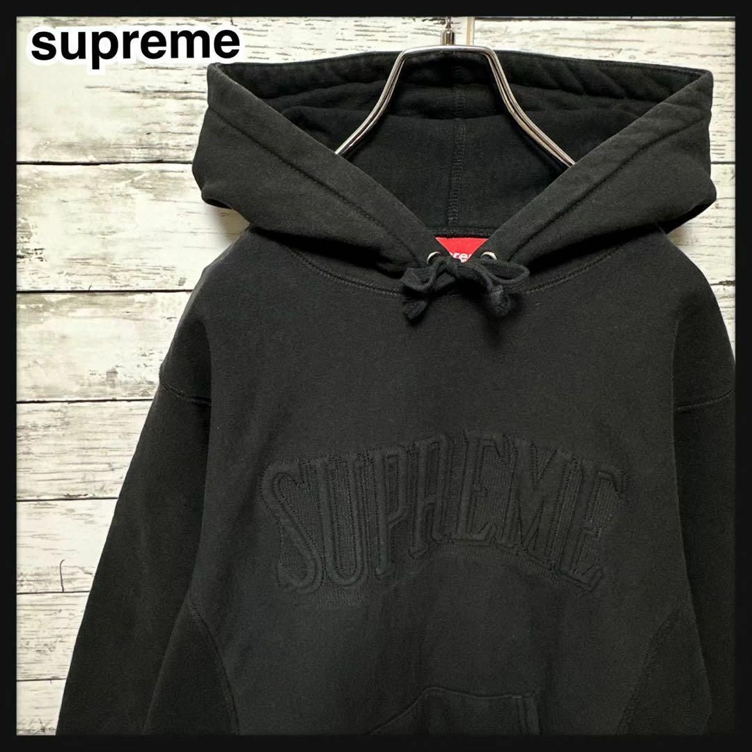 即完売モデル　supreme シュプリーム　フードビッグロゴ入りパーカー