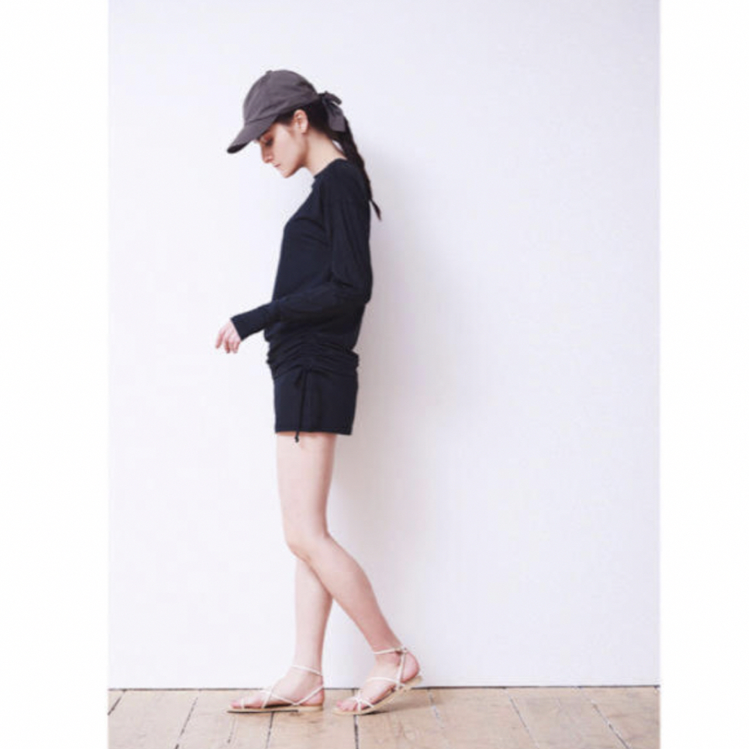 yoriほぼ未使用ラッシュガード yoriほぼ未使用ラッシュガード