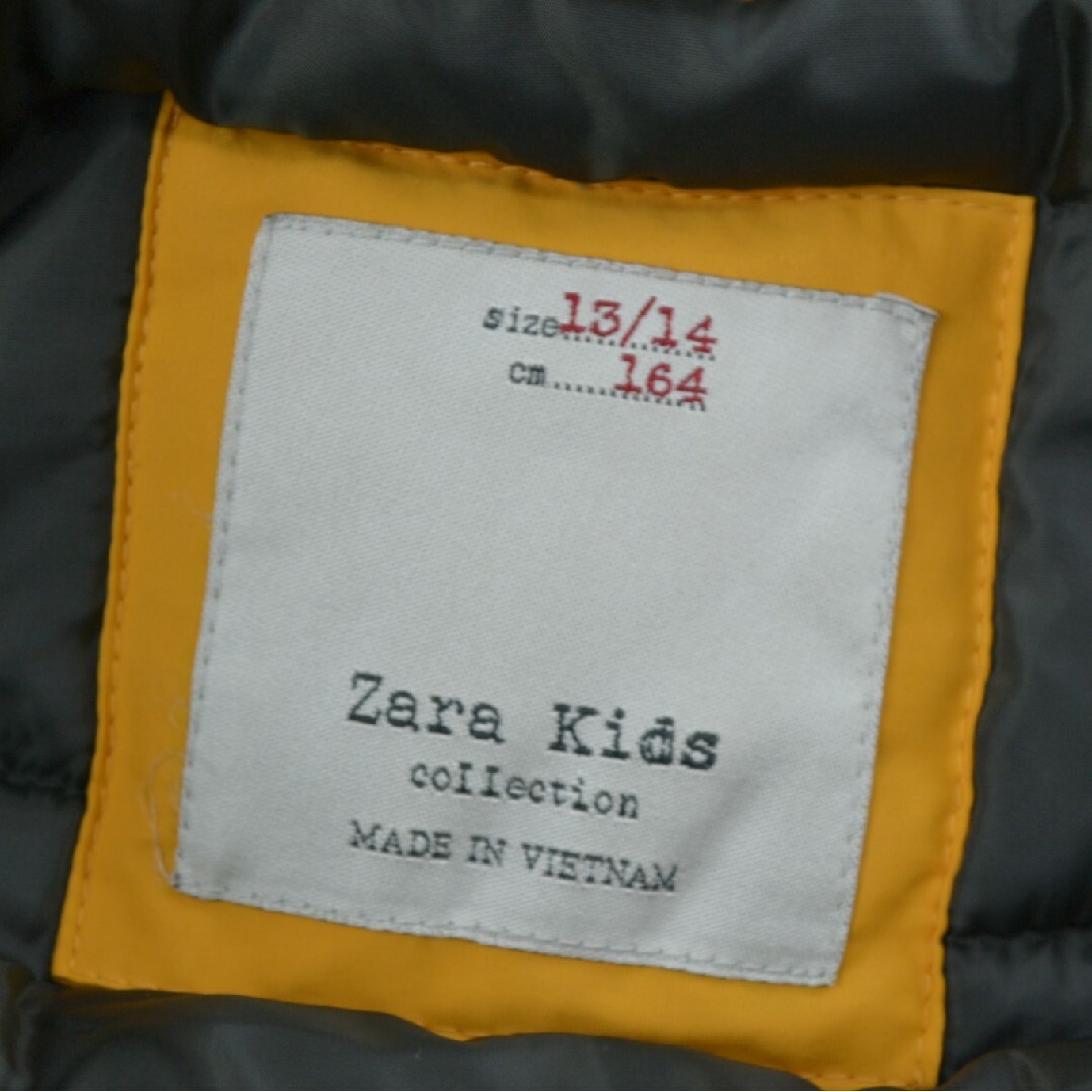 ZARA KIDS(ザラキッズ)のZARA kids ザラキッズ ダウン コートアウター イエロー 164 キッズ/ベビー/マタニティのキッズ服男の子用(90cm~)(ジャケット/上着)の商品写真