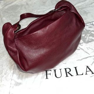 FURLA バッグ　フルラ　ショルダーバッグ　レッド　紫