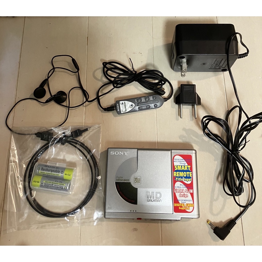 ソニー MZ-R37 MDウォークマン MDレコーダー (Sony Mini-Disc ソニー MZ-R37 MDウォークマン MDレコーダー (Sony Mini-Disc