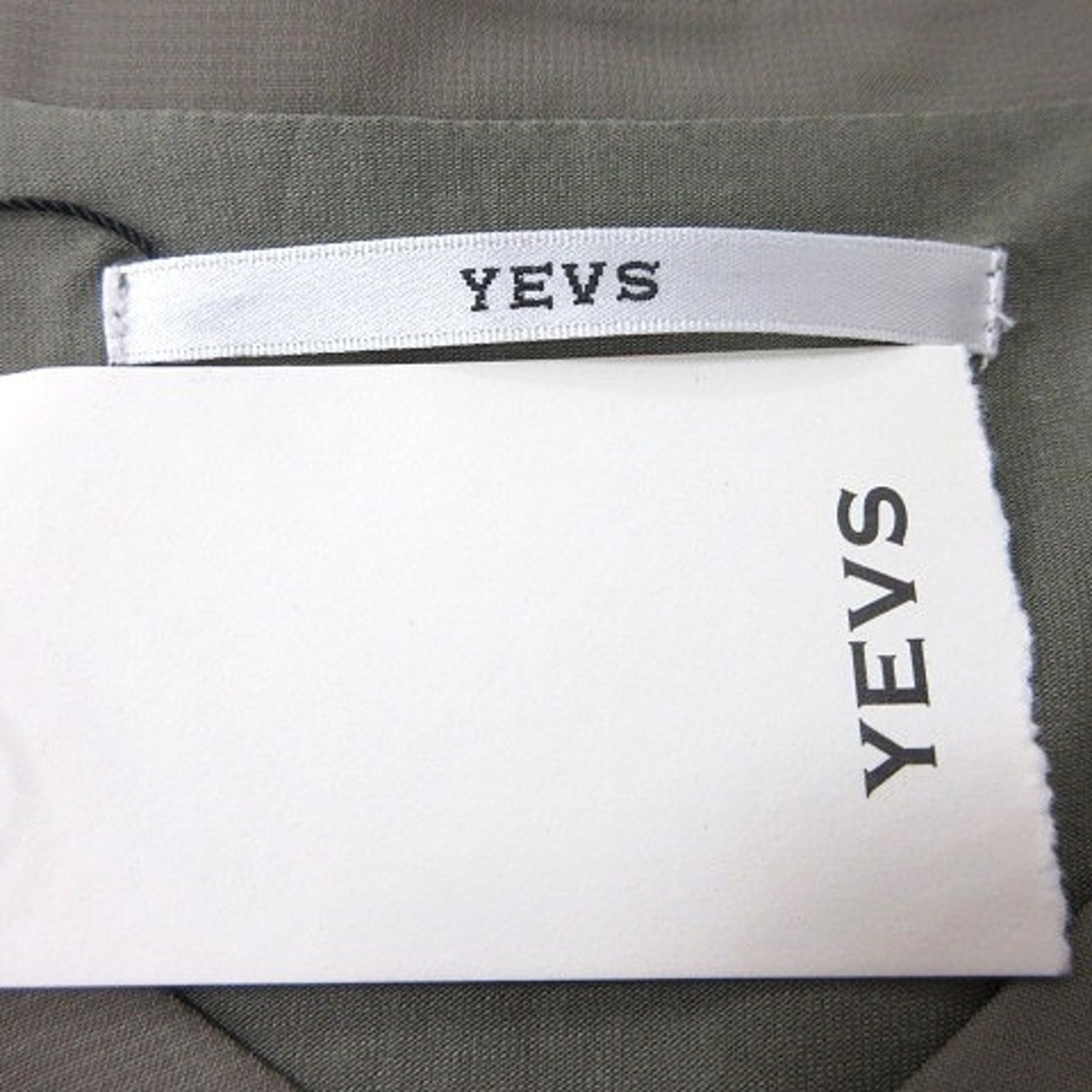 YEVS(イーブス)のイーブス YEVS ブラウス Vネック ノースリーブ アシンメトリー F 緑 レディースのトップス(シャツ/ブラウス(半袖/袖なし))の商品写真