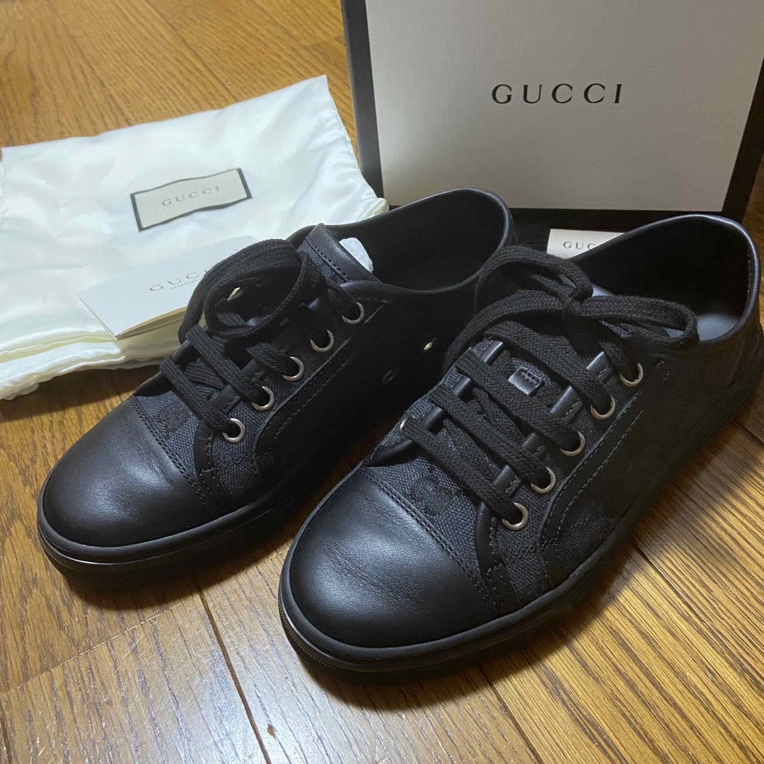 【GUCCI】箱有美品/グッチ/GGモノグラム/ローカットキャンバススニーカー | フリマアプリ ラクマ 【GUCCI】箱有美品/グッチ/GGモノグラム/ローカットキャンバススニーカー | フリマアプリ ラクマ