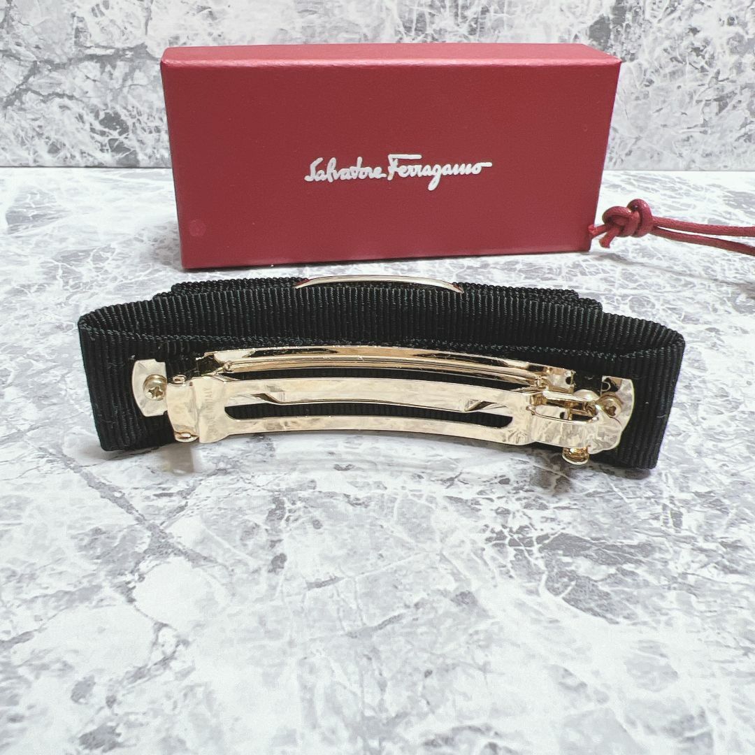 正規品　フェラガモ　SalvatoreFerragamo　バレッタ　ブラック