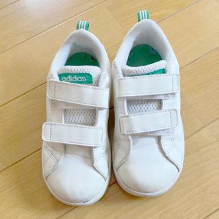 アディダス(adidas)のadidas スニーカー　白　16(スニーカー)