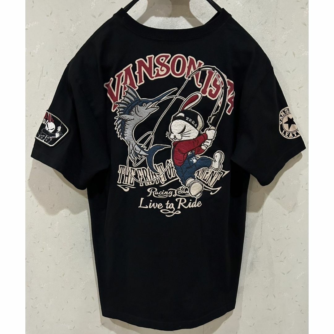 VANSON(バンソン)の＊vanson×デスラビット カジキ 釣り 刺繍 半袖 Tシャツ カットソー L メンズのトップス(Tシャツ/カットソー(半袖/袖なし))の商品写真