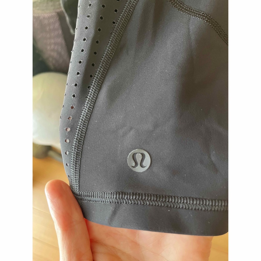 lululemon(ルルレモン)のLululemon ラッシュガード レディースの水着/浴衣(水着)の商品写真