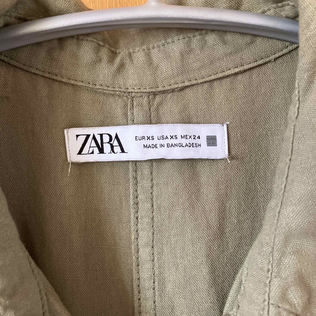 ZARA(ザラ)のZARAザラ リネンオールインワン  カーキ レディースのパンツ(オールインワン)の商品写真