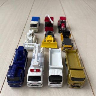 タカラトミー(Takara Tomy)の廃盤品多数☆工事車両＆畑車両＆他10台セットまとめ売り(ミニカー)