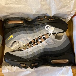 ナイキ(NIKE)の新品未使用タグ付　NIKE AIR MAX 95 Icons 26.5センチ(スニーカー)