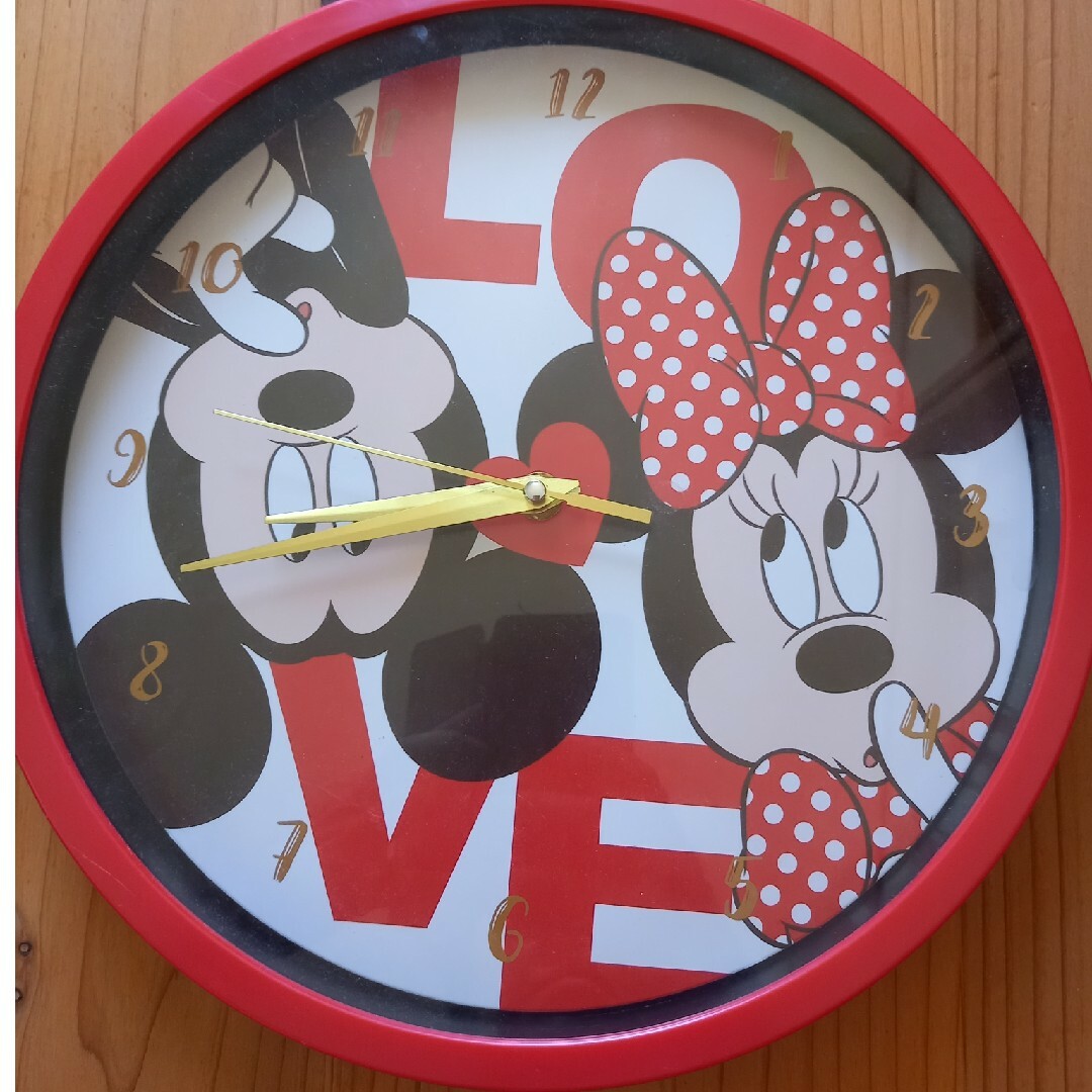 Disney(ディズニー)の除菌済みディズニー　ミッキー&ミニー壁掛け時計　クロック インテリア/住まい/日用品のインテリア小物(掛時計/柱時計)の商品写真