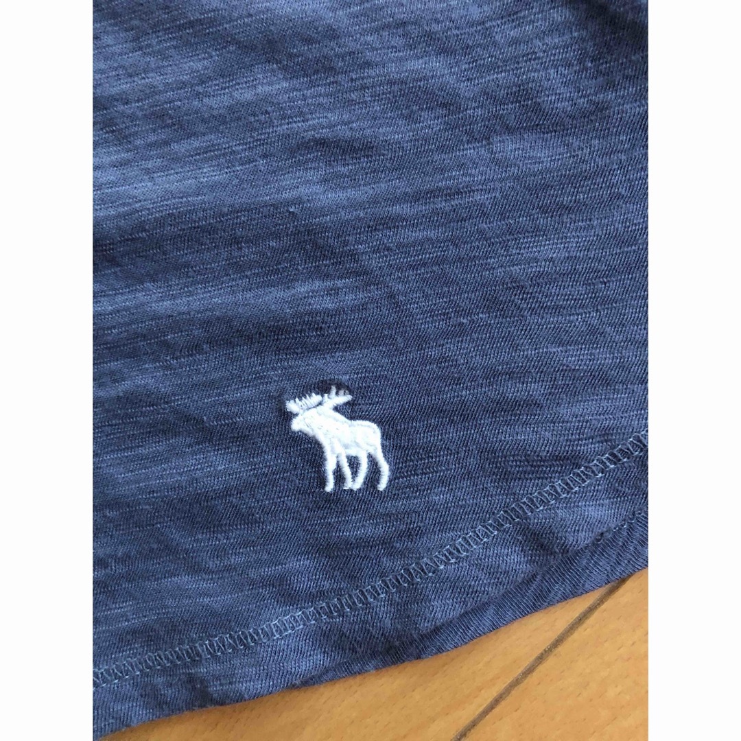 Abercrombie&Fitch(アバクロンビーアンドフィッチ)のAbercrombie&Fitch  Tシャツ レディースのトップス(Tシャツ(半袖/袖なし))の商品写真