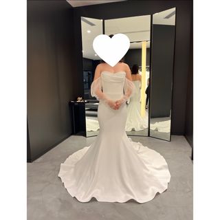 今だけ価格です。verawang harlow US4 Vera Wang（ウェディングドレス）のフリマアイテム一覧