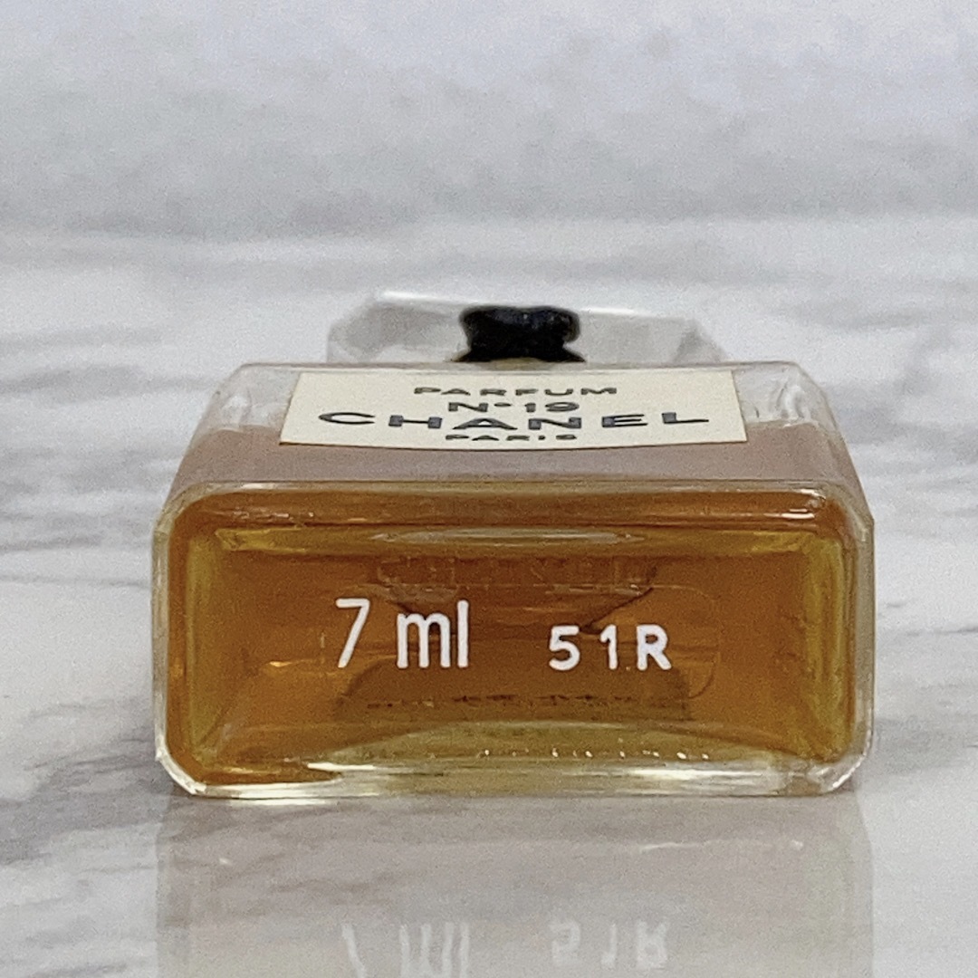 美品　未使用　シャネル　N°19 パルファム　7ml 香水